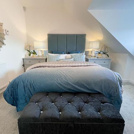 Newly Developed 3 Bedroom Home Glasgow Exteriör bild